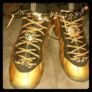 Size 7 custom nike foamposite